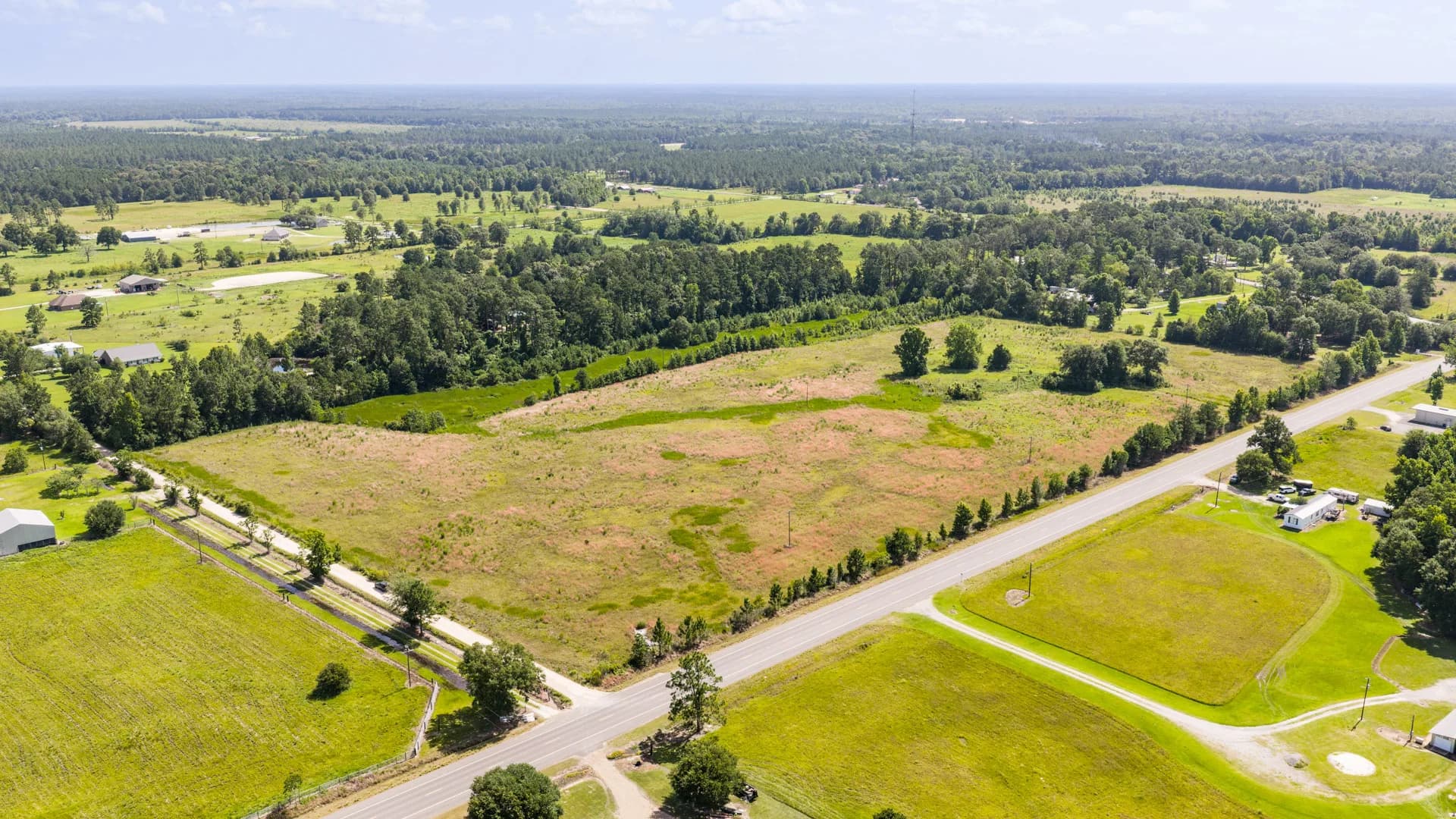 10 acres of vacant land for sale in Reeves, Louisiana - aerial view of land parcel